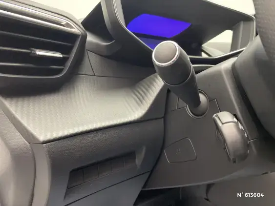 PEUGEOT 208 II - voiture d'occasion - Photo 15