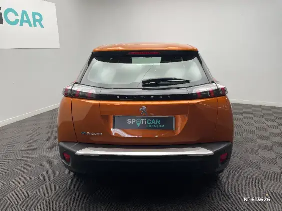 PEUGEOT 2008 ELECTRIQUE II - voiture d'occasion - Photo 6