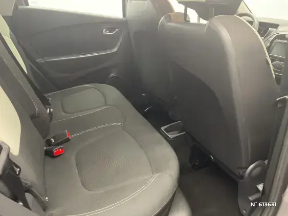 RENAULT CAPTUR - voiture d'occasion - Photo 11