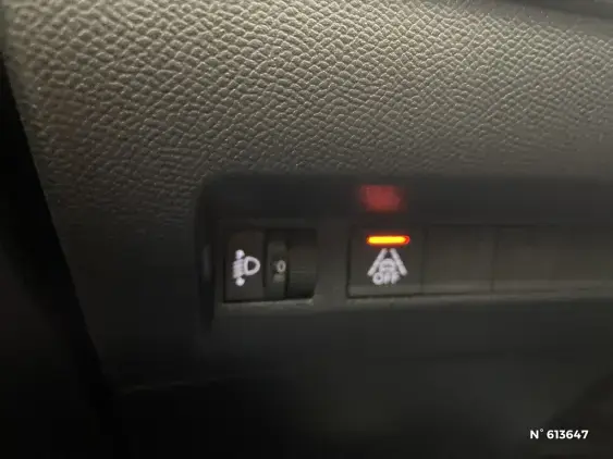 PEUGEOT 208 ELECTRIQUE II - voiture d'occasion - Photo 15