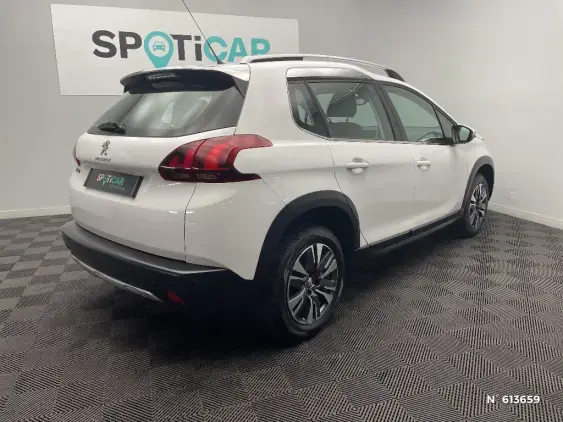 PEUGEOT 2008 - voiture d'occasion - Photo 4