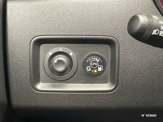 DACIA DUSTER II - voiture d'occasion - Photo 15