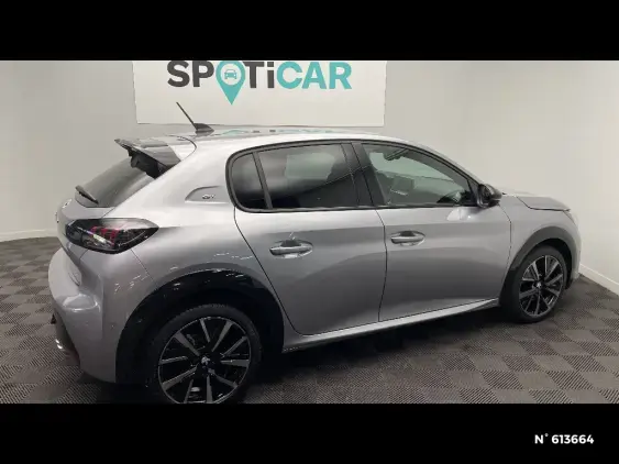 PEUGEOT 208 II - voiture d'occasion - Photo 5