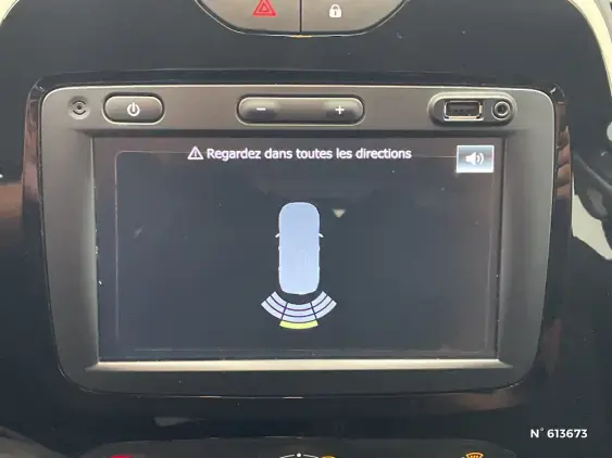 RENAULT CAPTUR - voiture d'occasion - Photo 14