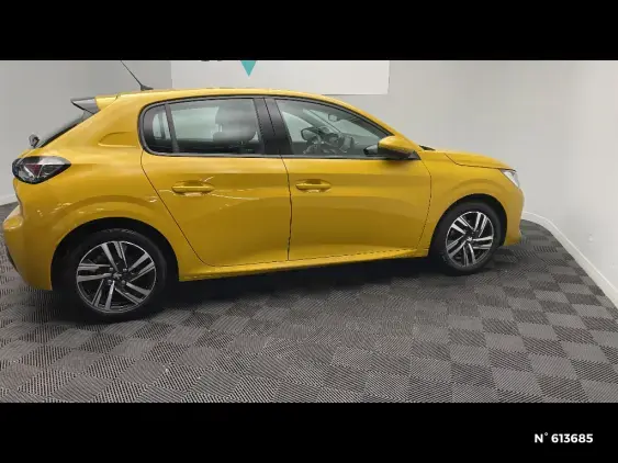 PEUGEOT 208 II - voiture d'occasion - Photo 5