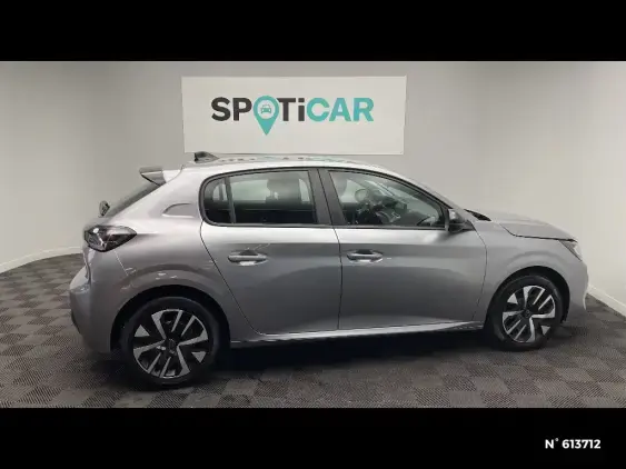 PEUGEOT 208 II - voiture d'occasion - Photo 5