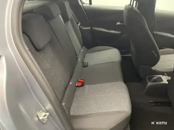 PEUGEOT 208 II - voiture d'occasion - Photo 11