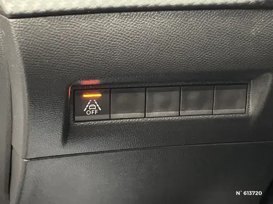 PEUGEOT 208 II - voiture d'occasion - Photo 15