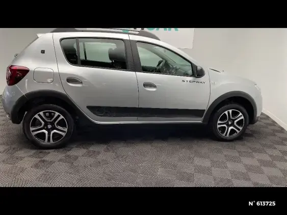 DACIA SANDERO II - voiture d'occasion - Photo 5