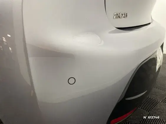 PEUGEOT 208 II - voiture d'occasion - Photo 14