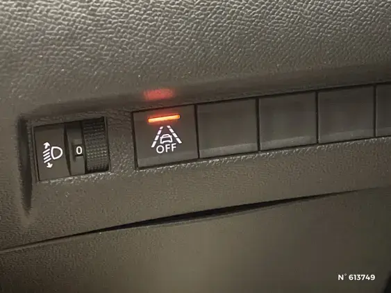 PEUGEOT 208 II - voiture d'occasion - Photo 15