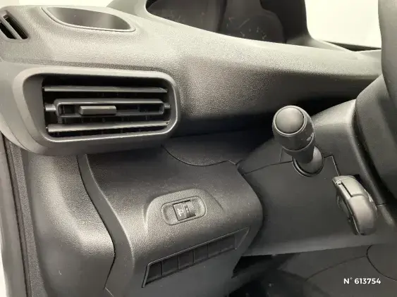PEUGEOT PARTNER III - voiture d'occasion - Photo 15