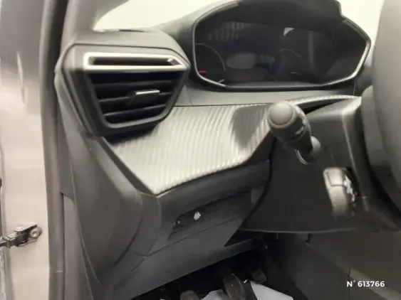PEUGEOT 208 II - voiture d'occasion - Photo 15