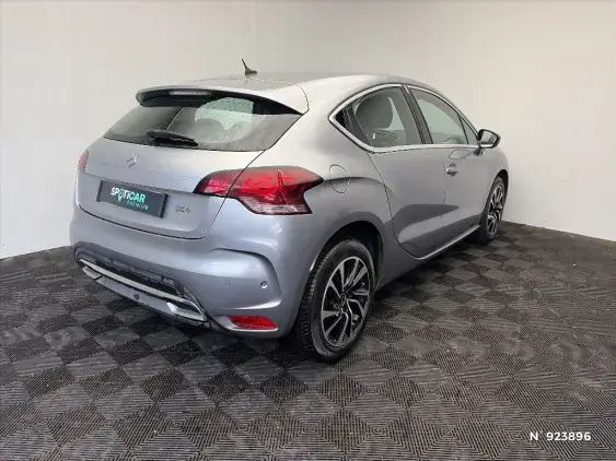 DS DS 4 - voiture d'occasion - Photo 4