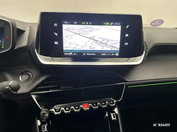 PEUGEOT 2008 II - voiture d'occasion - Photo 13