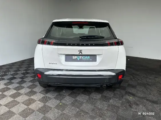 PEUGEOT 2008 II - voiture d'occasion - Photo 6