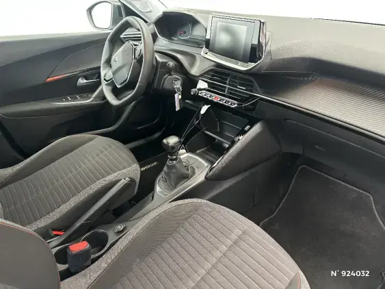 PEUGEOT 2008 II - voiture d'occasion - Photo 10
