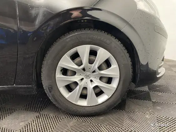 PEUGEOT 208 - voiture d'occasion - Photo 8