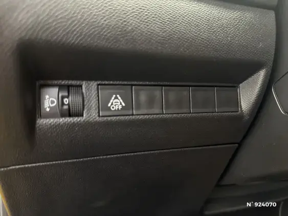 PEUGEOT 208 BUSINESS R II - voiture d'occasion - Photo 15