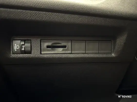 PEUGEOT 308 SW III - voiture d'occasion - Photo 15