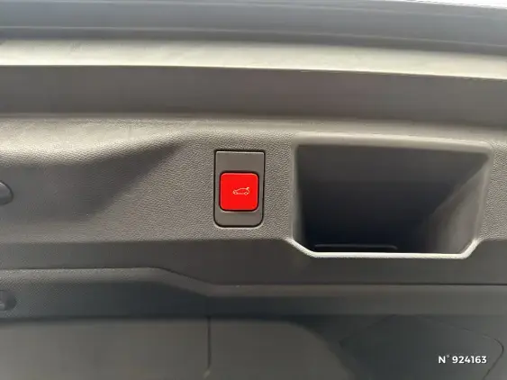 PEUGEOT 5008 III - voiture d'occasion - Photo 25