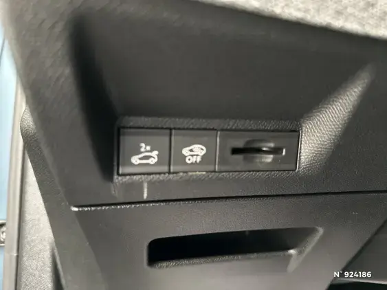 PEUGEOT 3008 III - voiture d'occasion - Photo 15