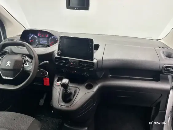 PEUGEOT PARTNER III - voiture d'occasion - Photo 9