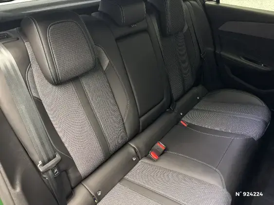 PEUGEOT 308 III - voiture d'occasion - Photo 11