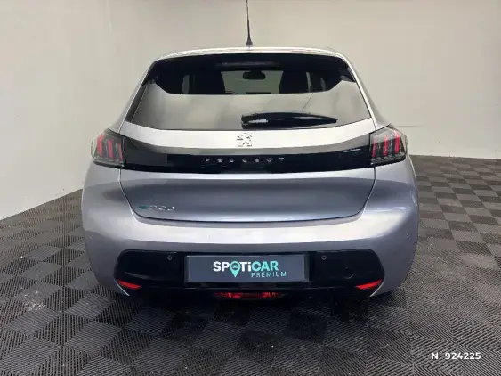 PEUGEOT 208 ELECTRIQUE II - voiture d'occasion - Photo 6