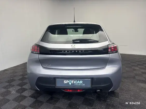 PEUGEOT 208 II - voiture d'occasion - Photo 6