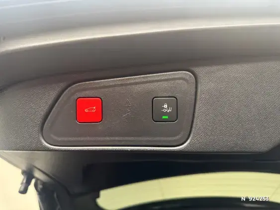 PEUGEOT 3008 II - voiture d'occasion - Photo 25