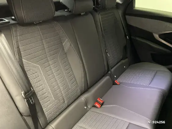 PEUGEOT 3008 III - voiture d'occasion - Photo 11