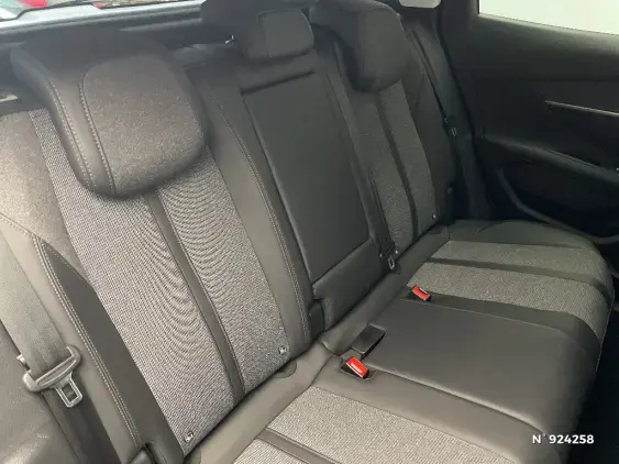 PEUGEOT 3008 II - voiture d'occasion - Photo 11