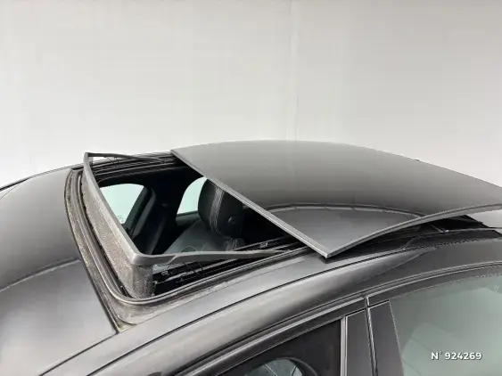 JAGUAR XE - voiture d'occasion - Photo 26