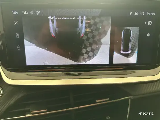 PEUGEOT 208 II - voiture d'occasion - Photo 14