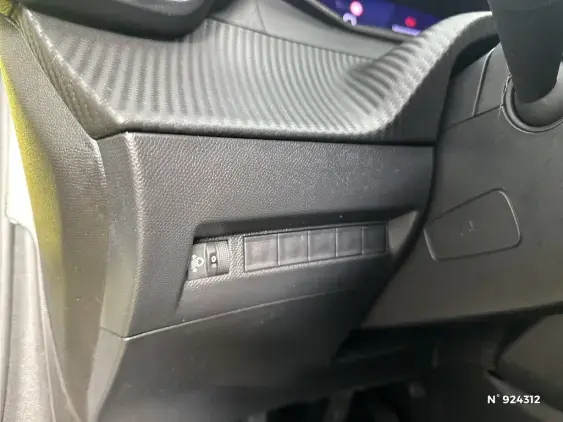 PEUGEOT 208 II - voiture d'occasion - Photo 15