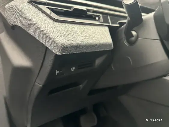 PEUGEOT 3008 III - voiture d'occasion - Photo 15