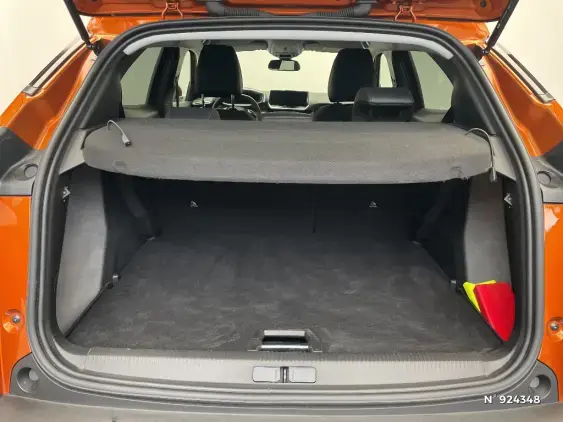 PEUGEOT 2008 II - voiture d'occasion - Photo 7