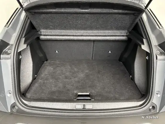 PEUGEOT 2008 II - voiture d'occasion - Photo 7