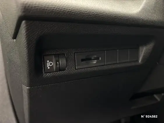 PEUGEOT 308 III - voiture d'occasion - Photo 15