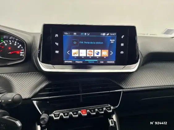 PEUGEOT 2008 II - voiture d'occasion - Photo 13