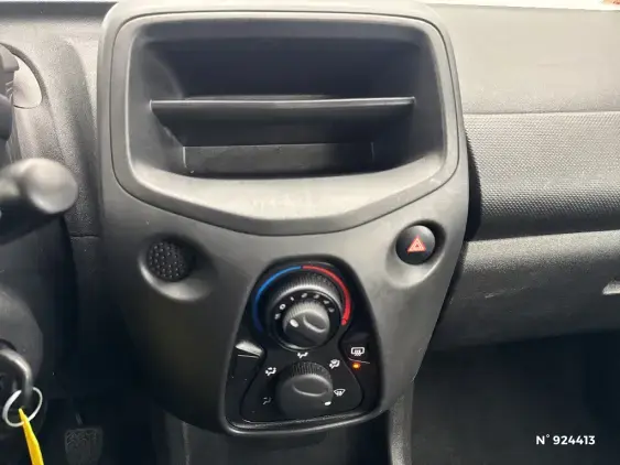 PEUGEOT 108 - voiture d'occasion - Photo 12