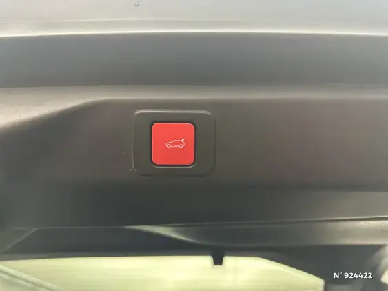 PEUGEOT 3008 III - voiture d'occasion - Photo 24