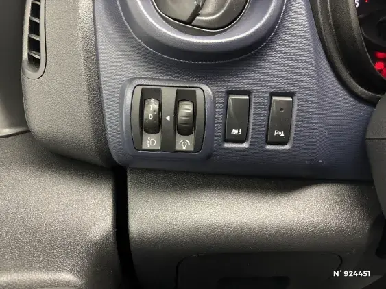 OPEL VIVARO - voiture d'occasion - Photo 13