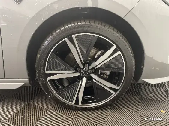 PEUGEOT 2008 - voiture d'occasion - Photo 8