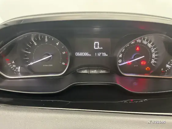 PEUGEOT 208 BUSINESS R II - voiture d'occasion - Photo 12