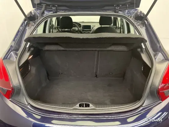 PEUGEOT 208 BUSINESS R II - voiture d'occasion - Photo 7