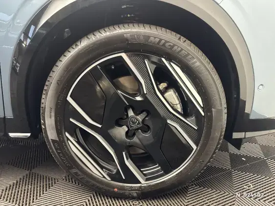 PEUGEOT 5008 ELECTRIQUE III - voiture d'occasion - Photo 8