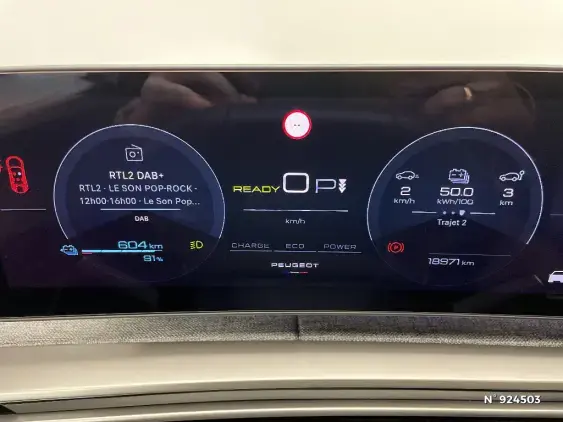 PEUGEOT 5008 ELECTRIQUE III - voiture d'occasion - Photo 12