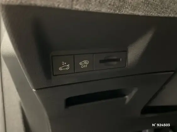 PEUGEOT 5008 ELECTRIQUE III - voiture d'occasion - Photo 15